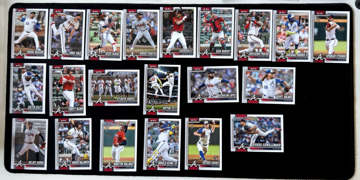 2026 Topps Series 1 & 2 Atlanta Braves team set, 21 cards