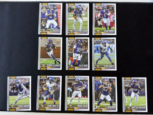 2026 Topps Flagship Football Minnesota Vikings team set, 11 cards