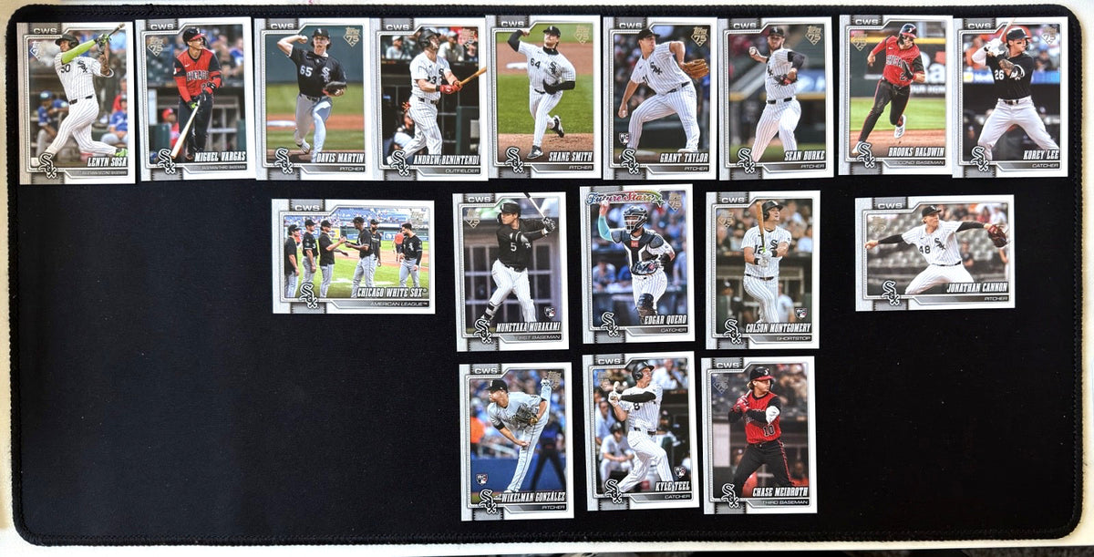 2026 Topps Series 1 & 2 Chicago White Sox team set, 17 cards